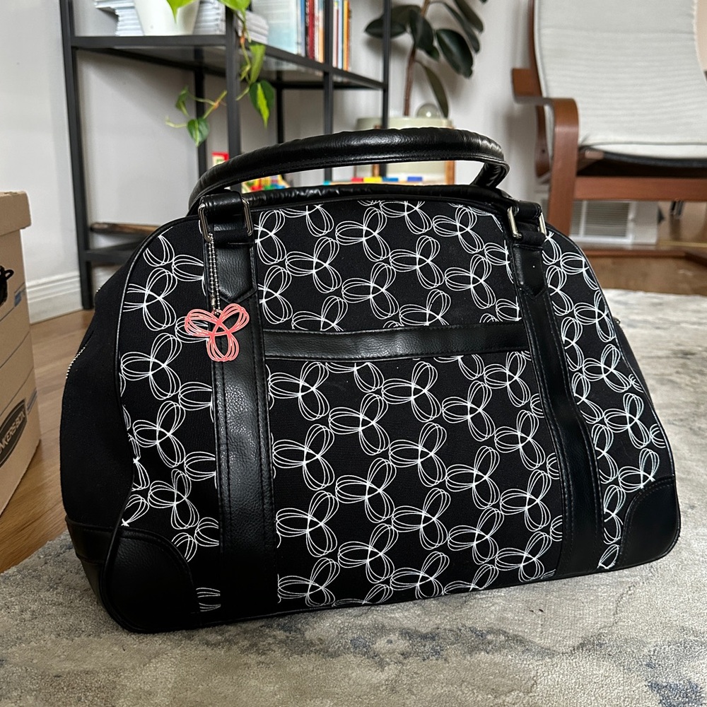 TNA duffle/bowling bag